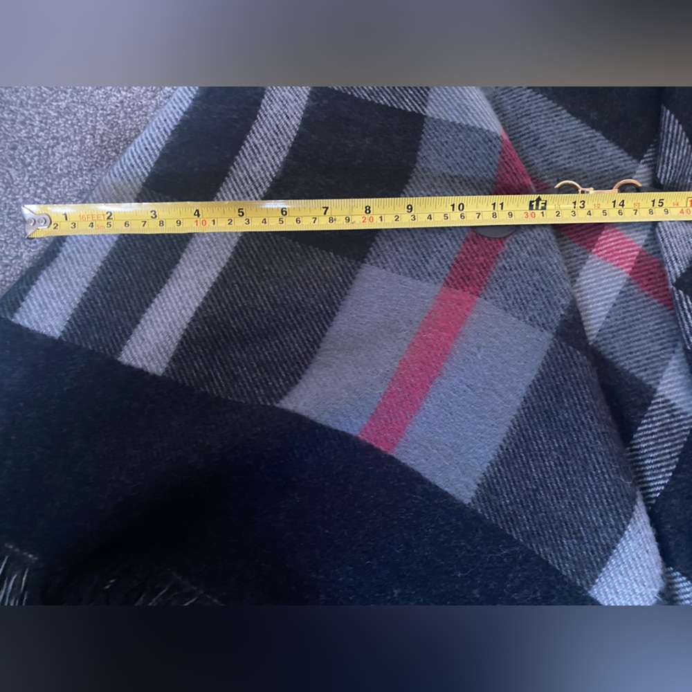 💥 SALE💥 Retro style plaid wrap with metal clip closure - Picture 8 of 9